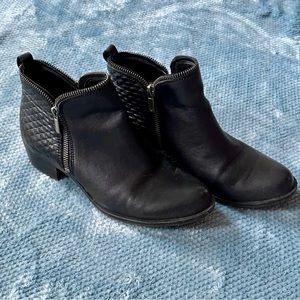 Lucky Brand Basel Booties